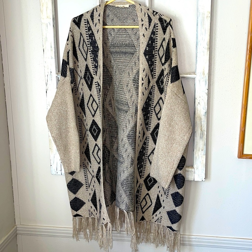 Geometric Patterned Cardigan - Black and Tan NWOT